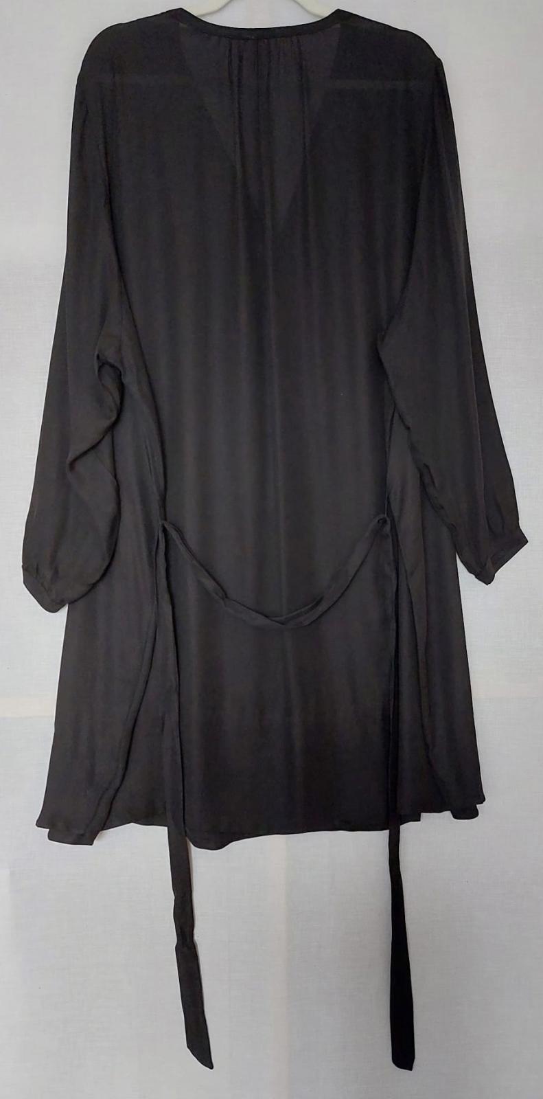 A Day in A Life Kaftan Large Black 100% Silk Semi Sheer Belted V-Neckline BNWOT