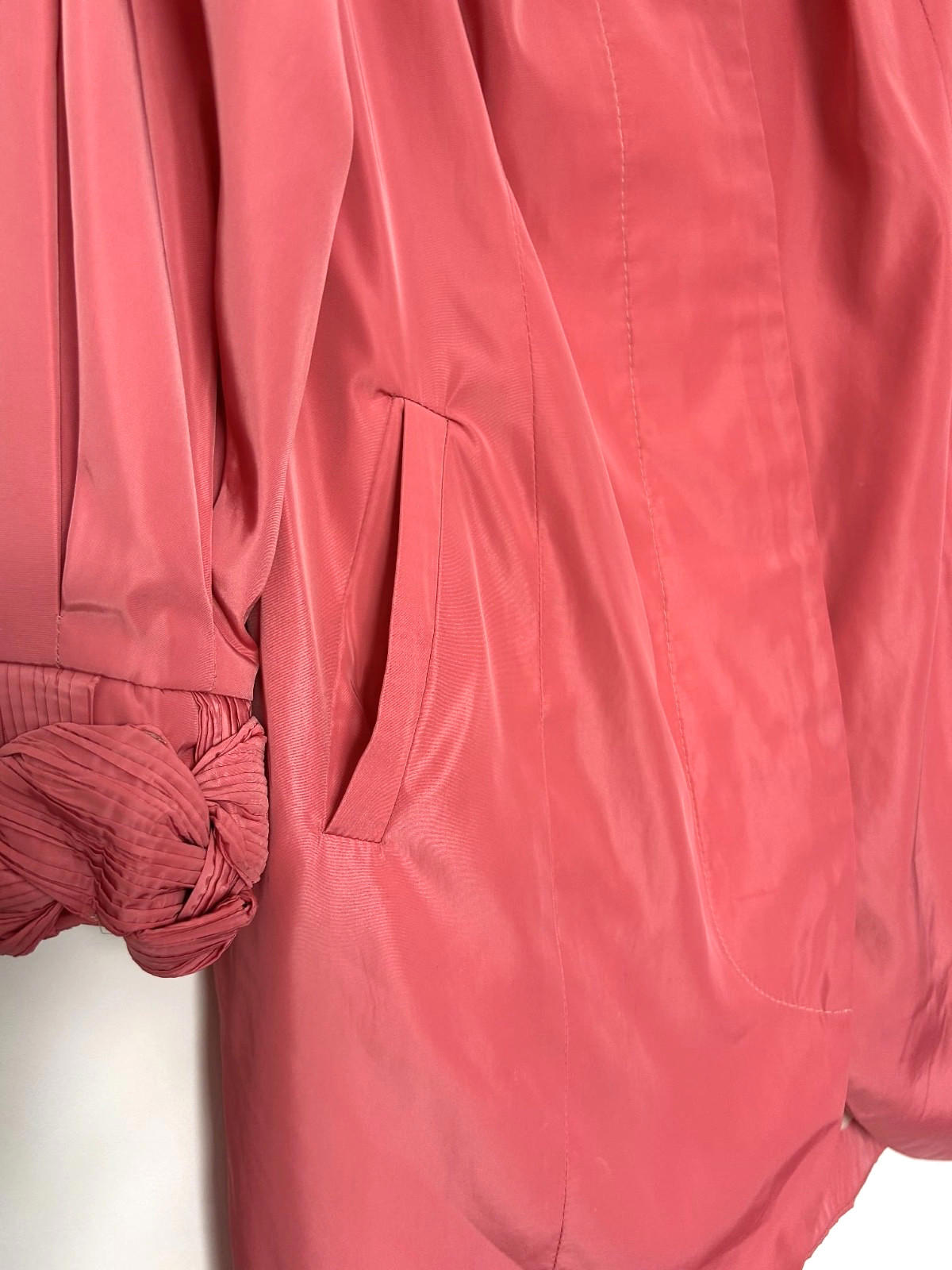 V&P Coat 12 Rose Pink Accent Collar & Cuffs Pockets Lined Buttons BNWOT