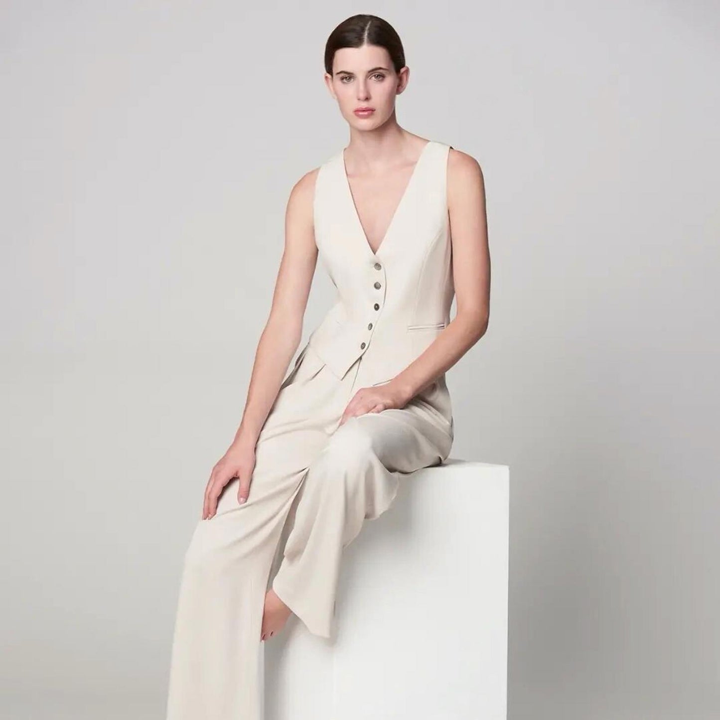 WINSER LONDON Waistcoat Large Satin Back Crepe V Neckline BNWOT