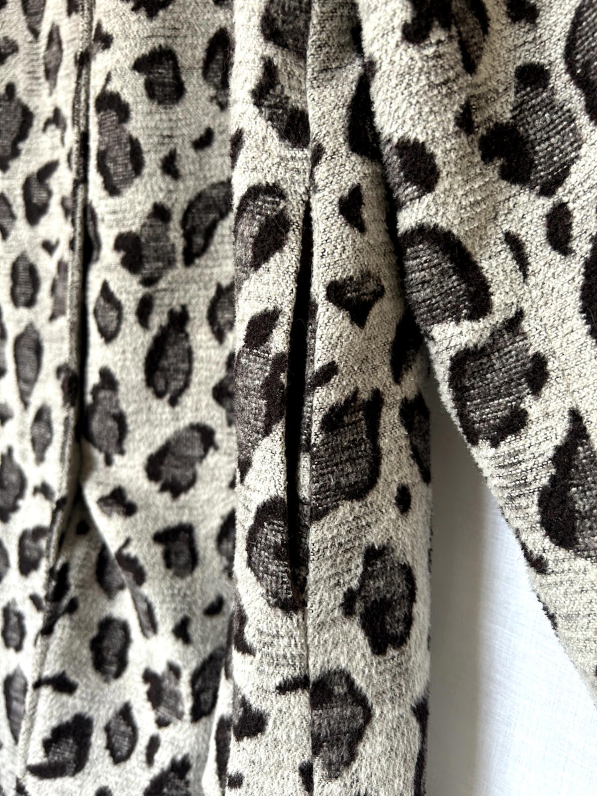 Coat Jacket L/XL Grey & Black Wool Blend Fabric Buttons Pockets