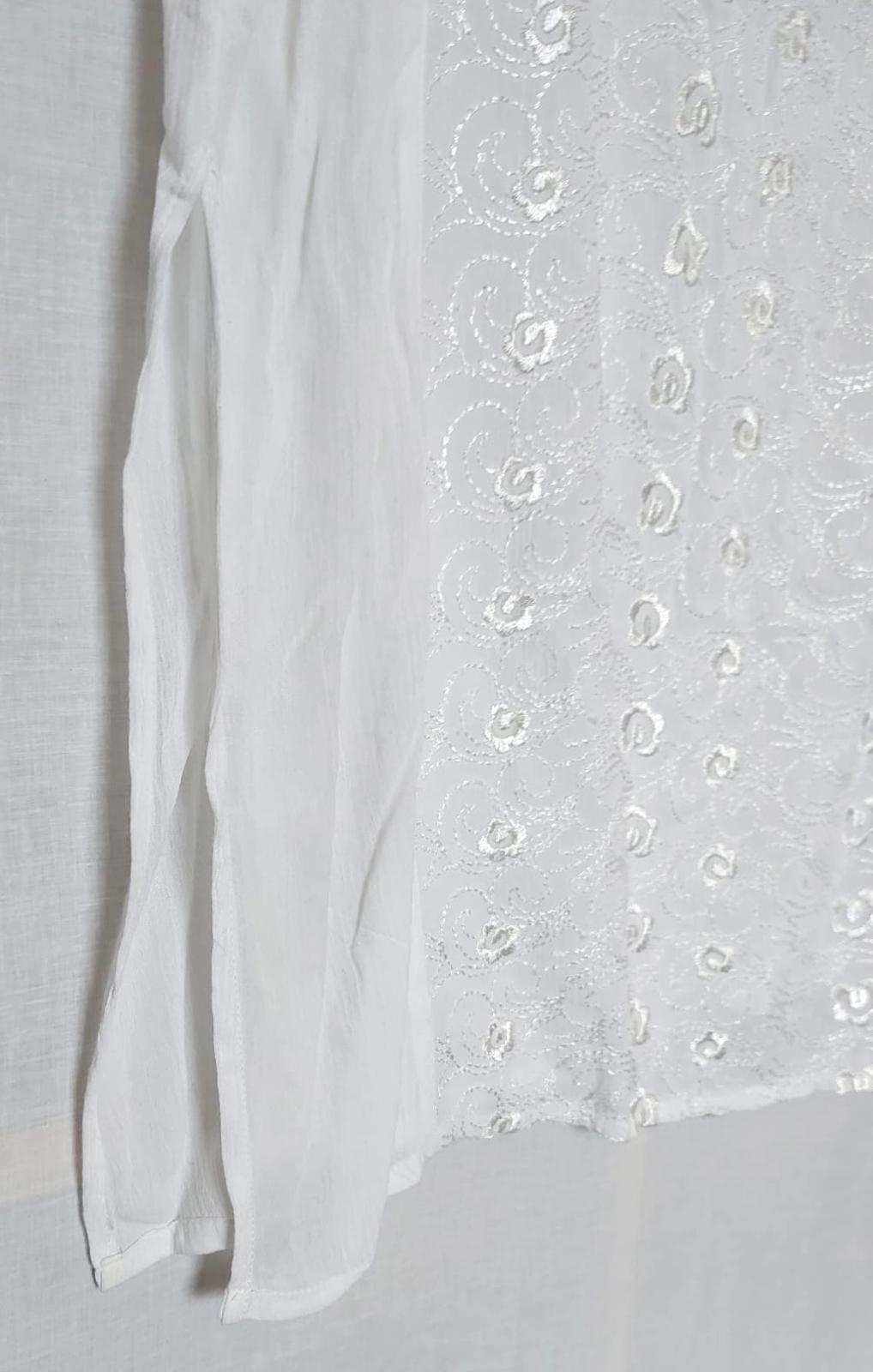 Kaftan Tunic OS White Cheesecloth Embroidered Notch Neckline