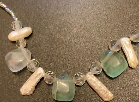 Necklace Green Fluorite Nuggets Pearl Crystal Silver Toggle 16 ins