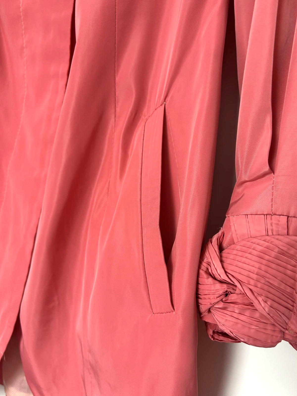 V&P Coat 12 Rose Pink Accent Collar & Cuffs Pockets Lined Buttons BNWOT