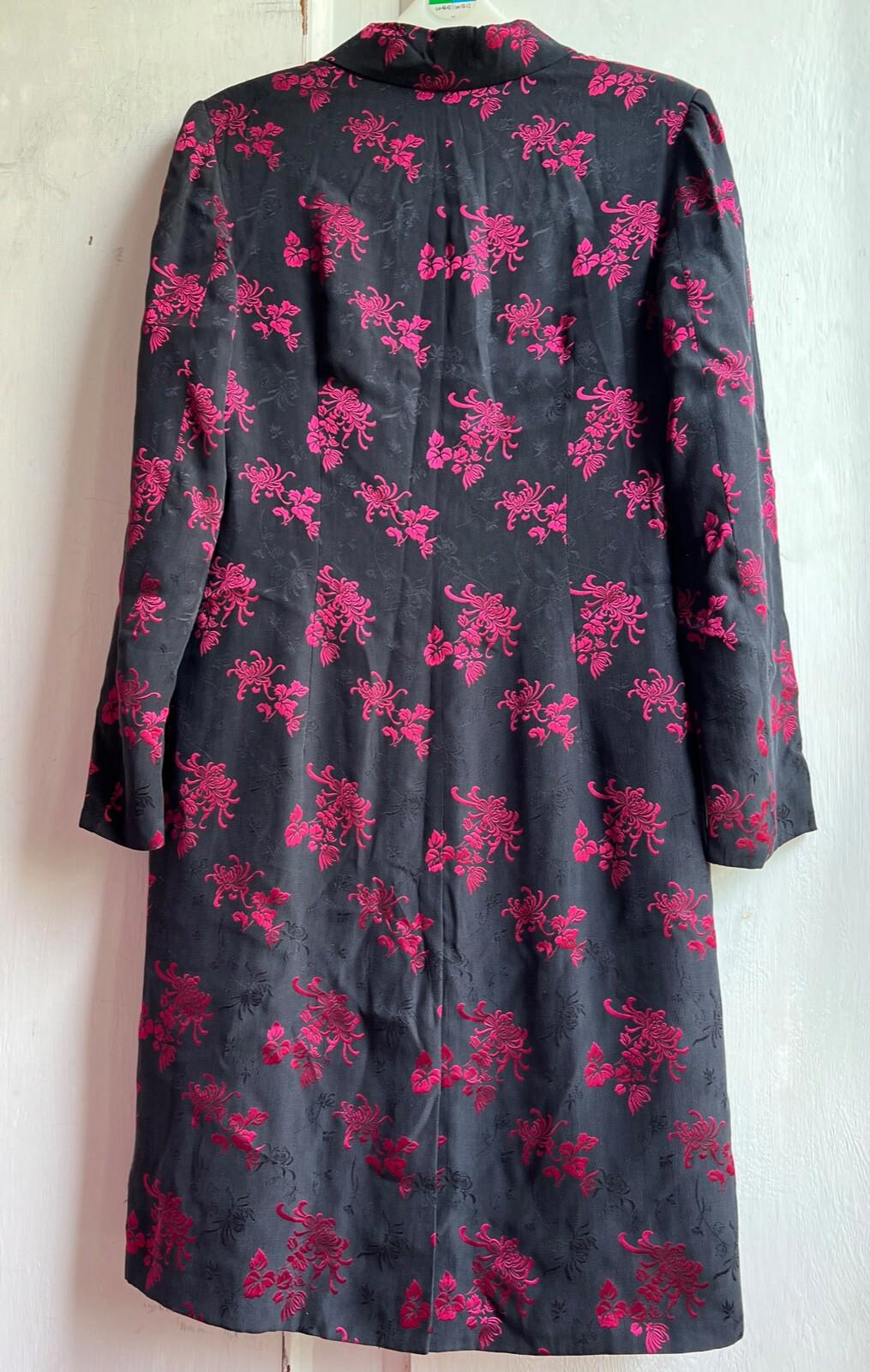 EAST Coat 12 Black Fuchsia Silk Blend Floral Textured Oriental Lined Long Sleeves
