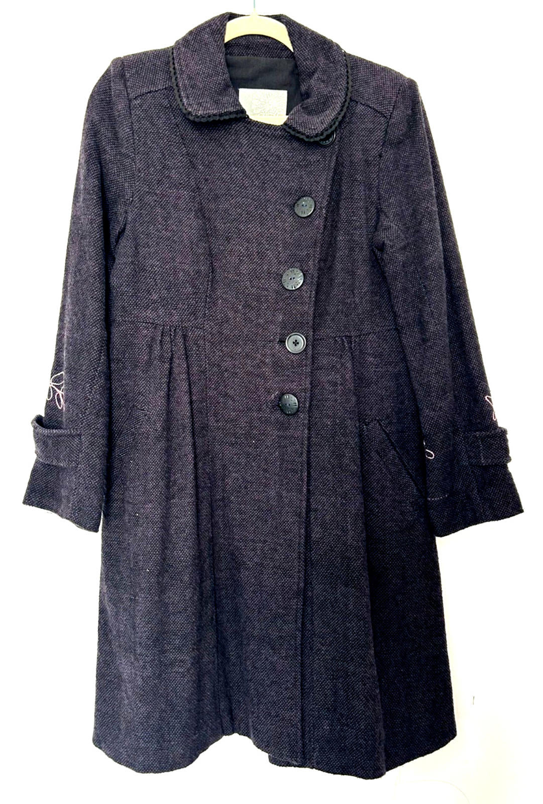 NOMADS Coat 10 Deep Purple  Embroidered Accents Buttons Rounded Collar
