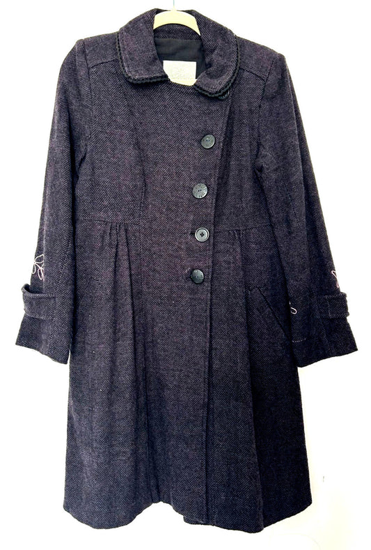 NOMADS Coat 10 Deep Purple  Embroidered Accents Buttons Rounded Collar