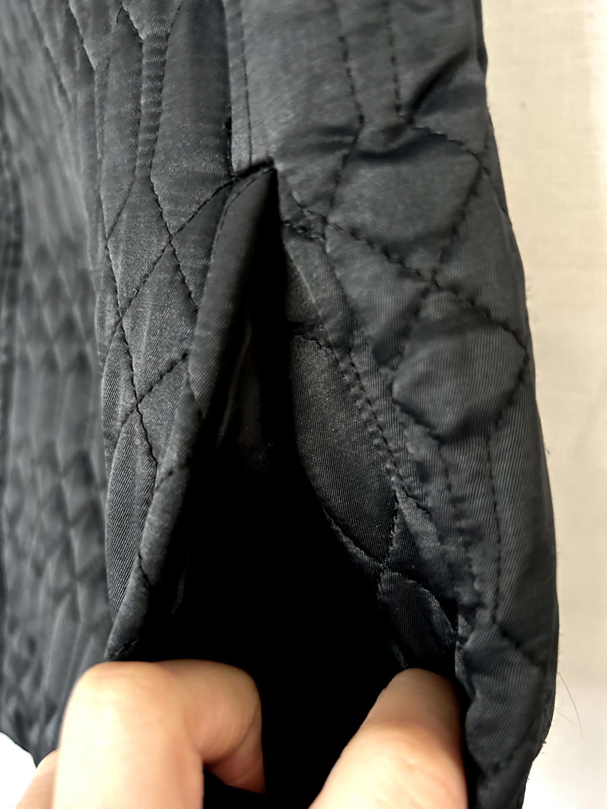 PLANET Gilet Waistcoat 12 Black Quilted Style Pockets Zip Fastening