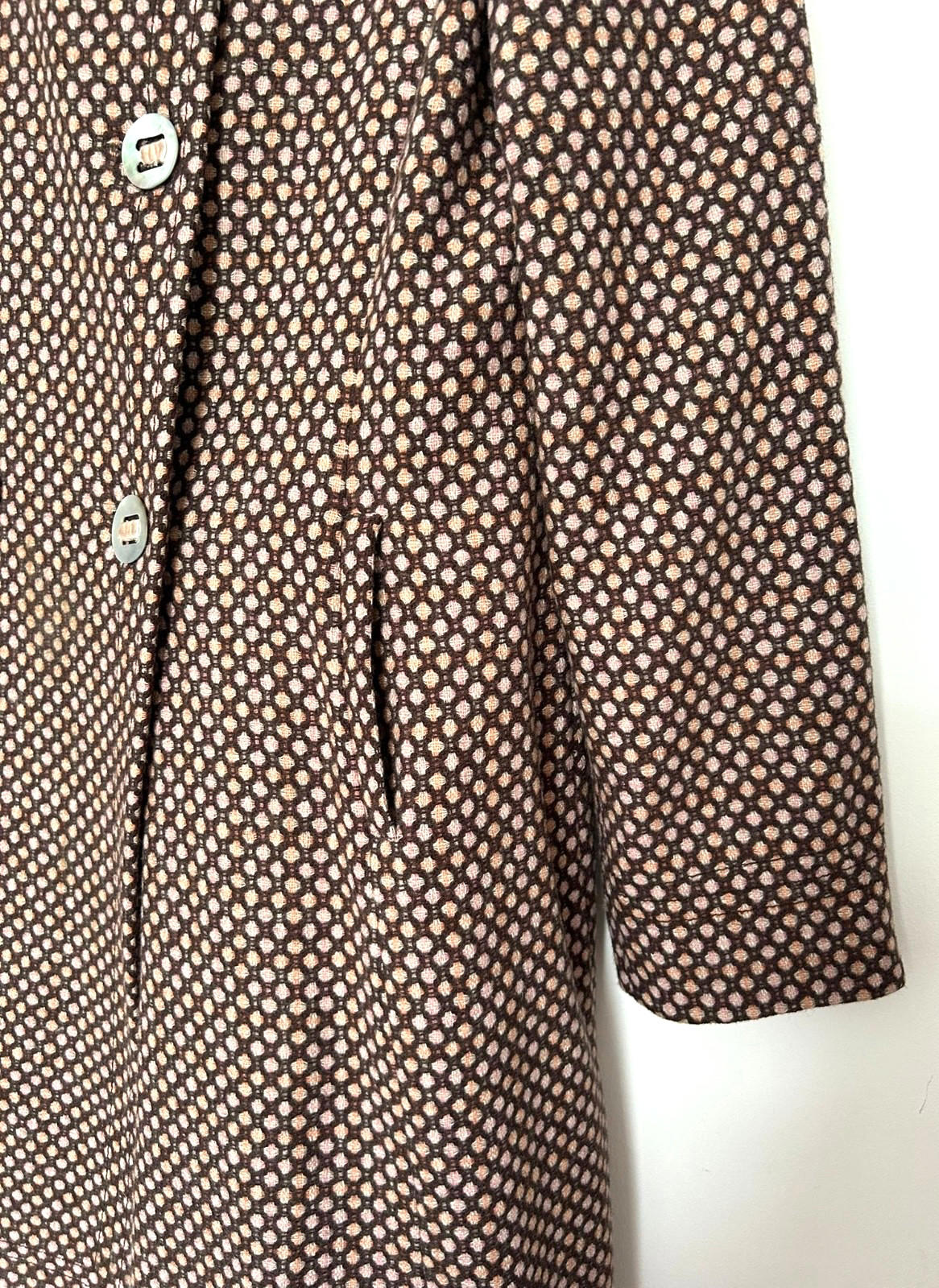 EAST Coat 14 Wool Blend Double Breasted Rounded Collar Pockets Long Sleeves