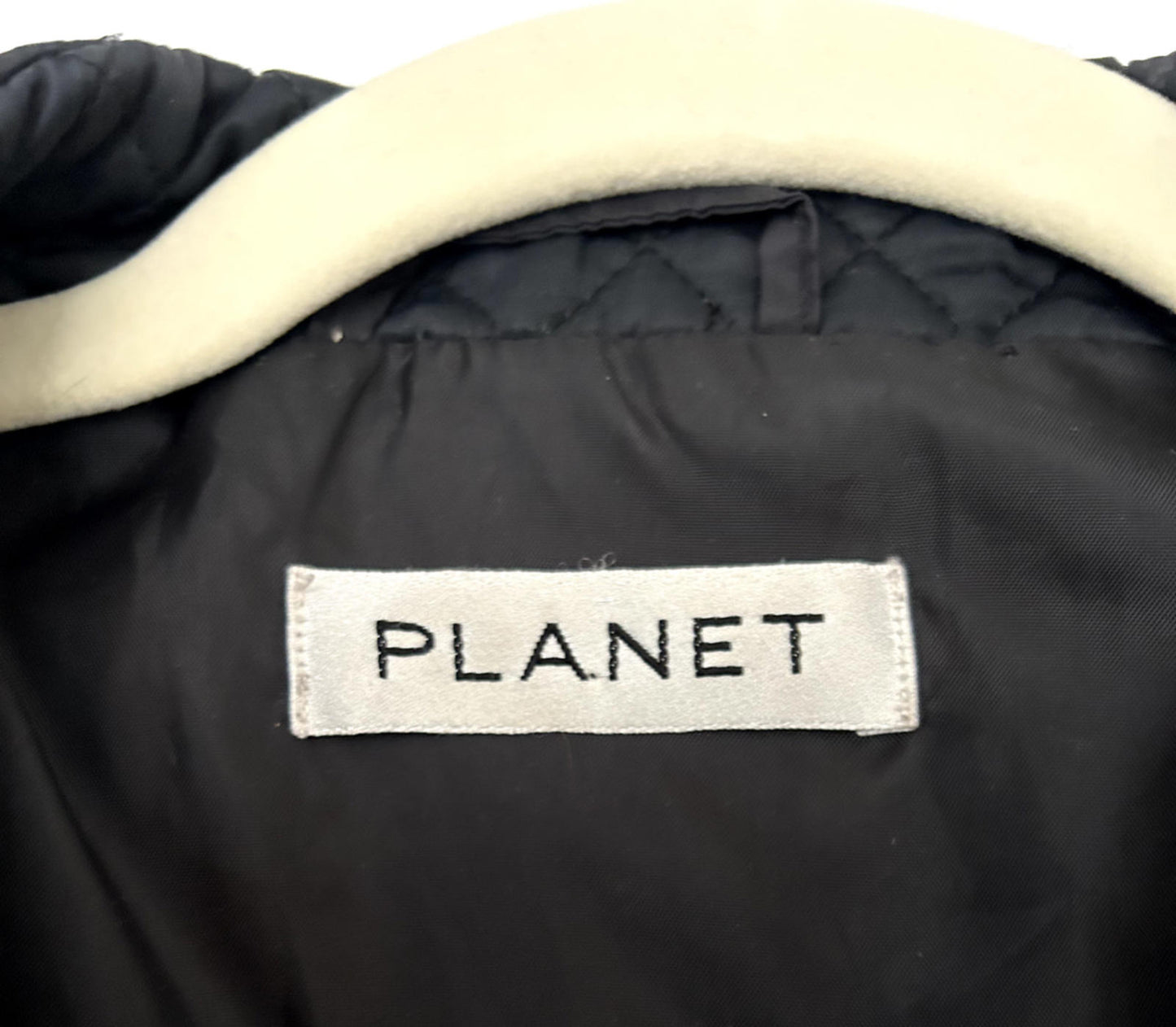 PLANET Gilet Waistcoat 12 Black Quilted Style Pockets Zip Fastening