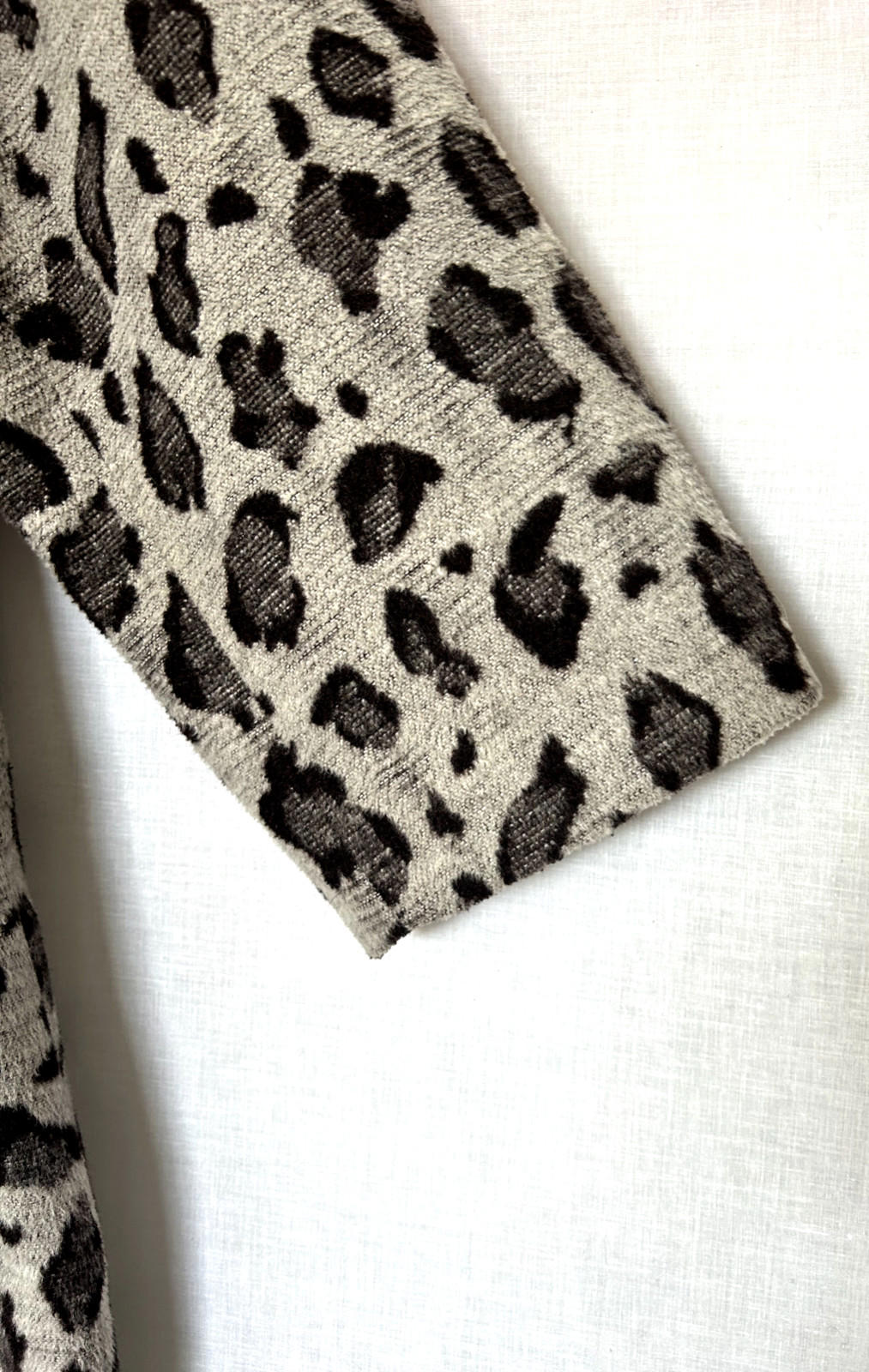 Coat Jacket L/XL Grey & Black Wool Blend Fabric Buttons Pockets