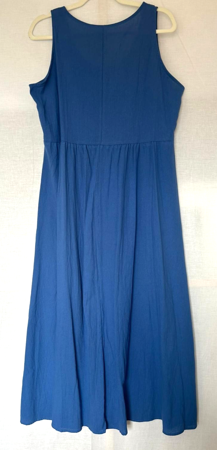 Dress Medium Blue Cotton Sleeveless Round Neckline Pockets Maxi Length (Pre-Loved)